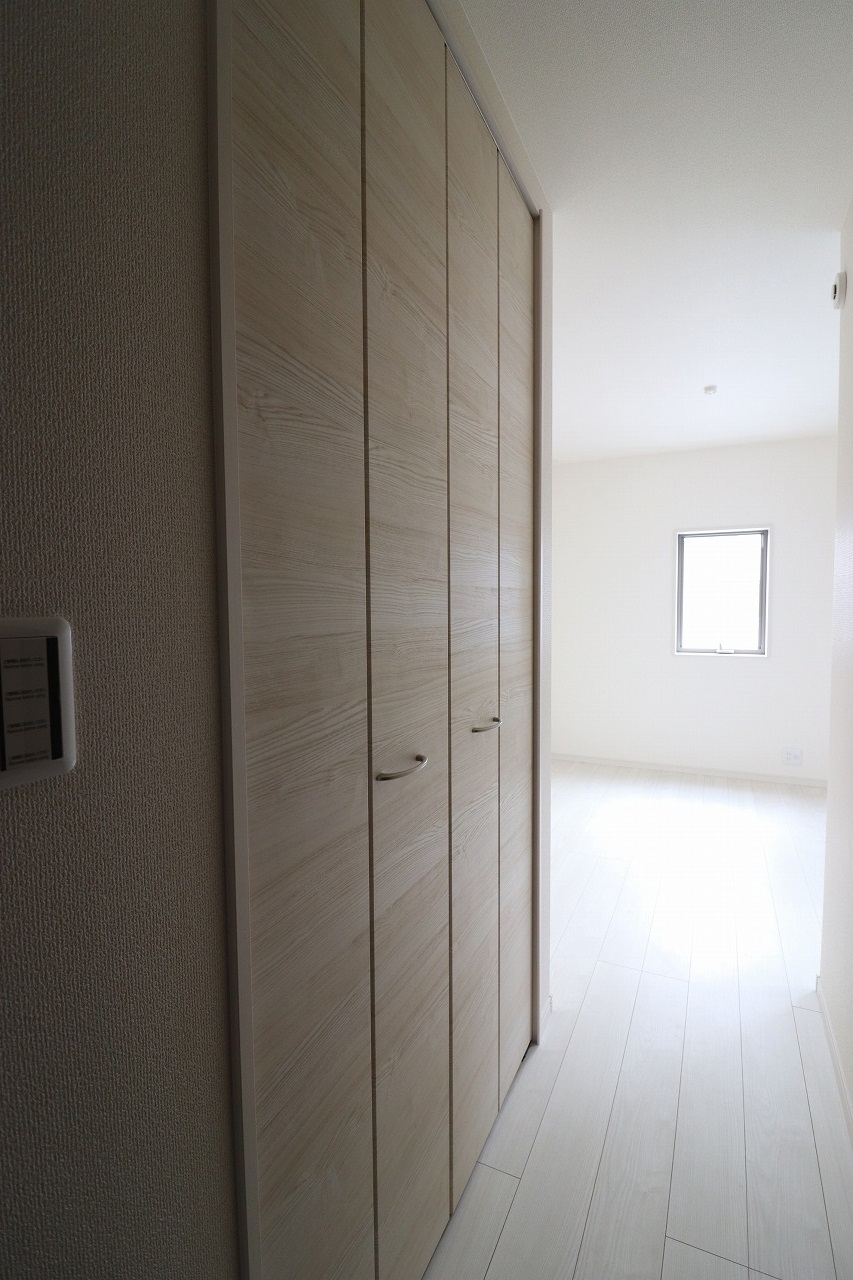 バルコニー横洋室6帖②