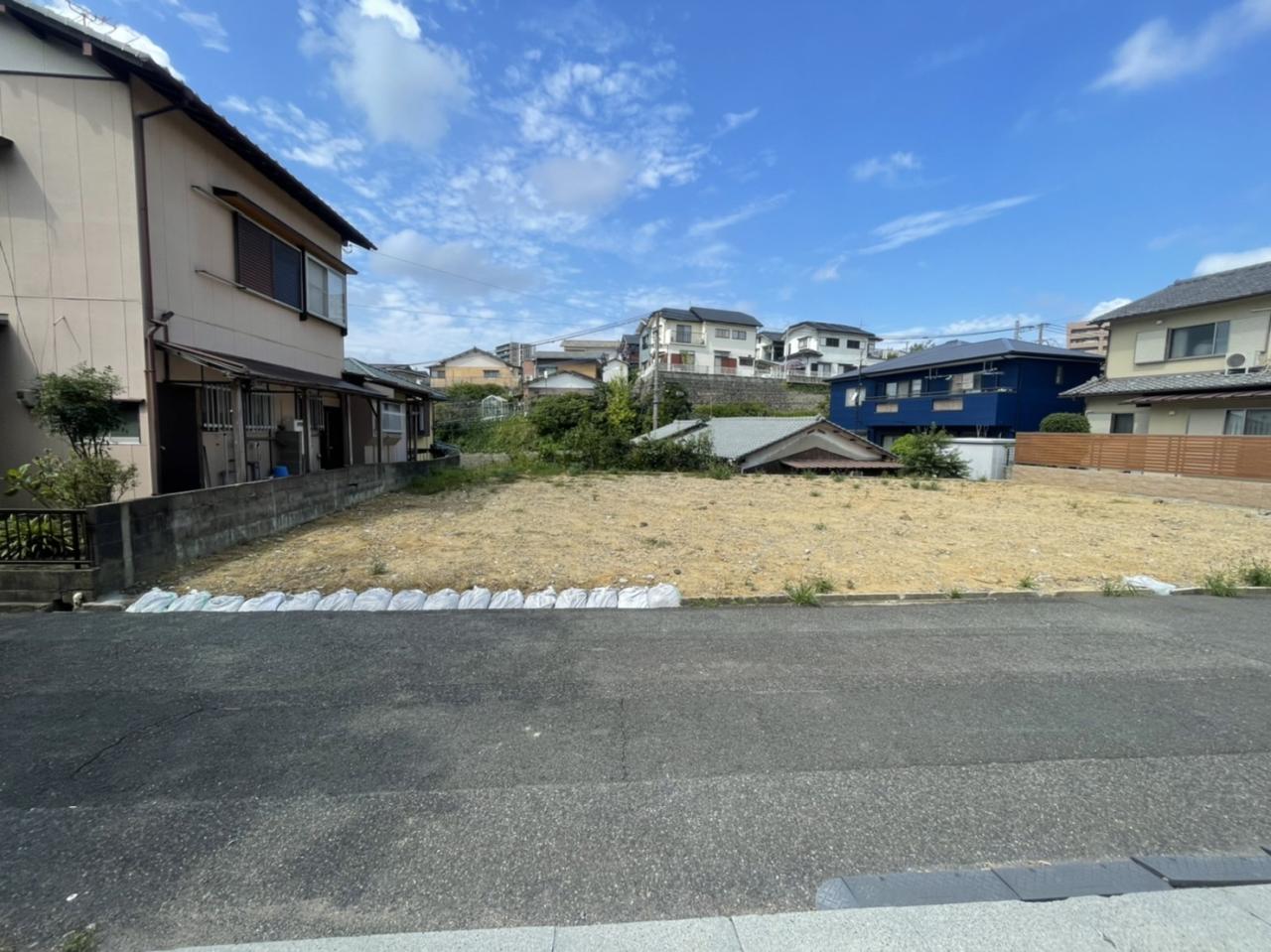 現地
