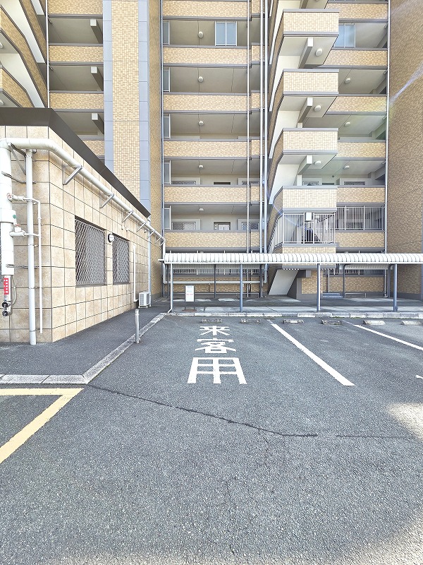 来客用駐車場