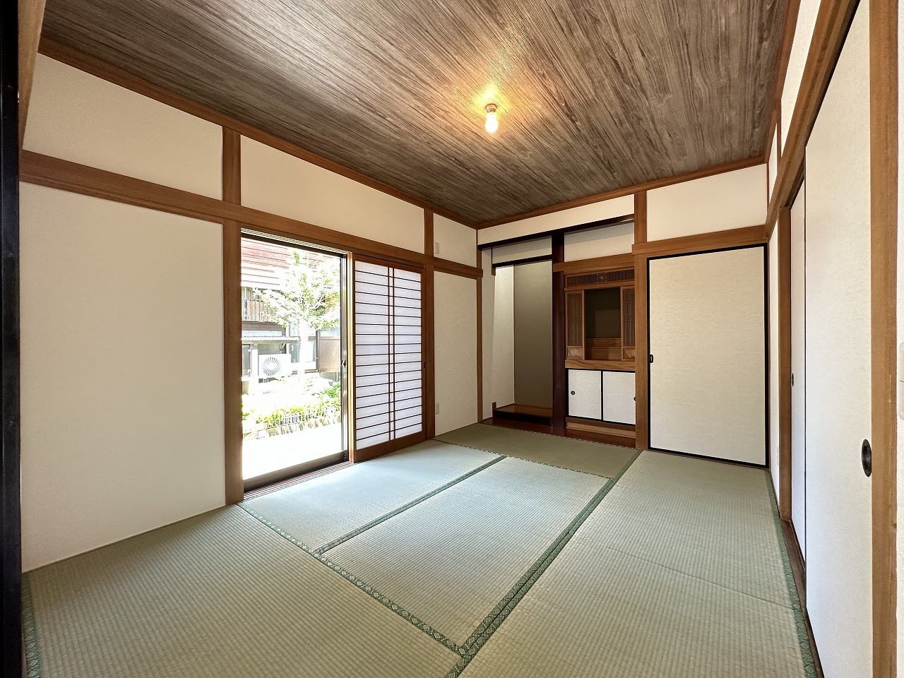 和室1-1　板の間の付いたゆとりの和室