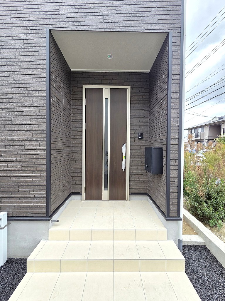 玄関アプローチ