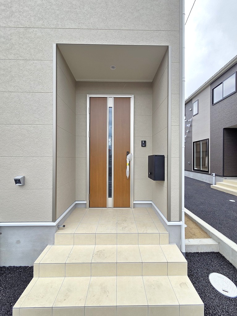 玄関アプローチ