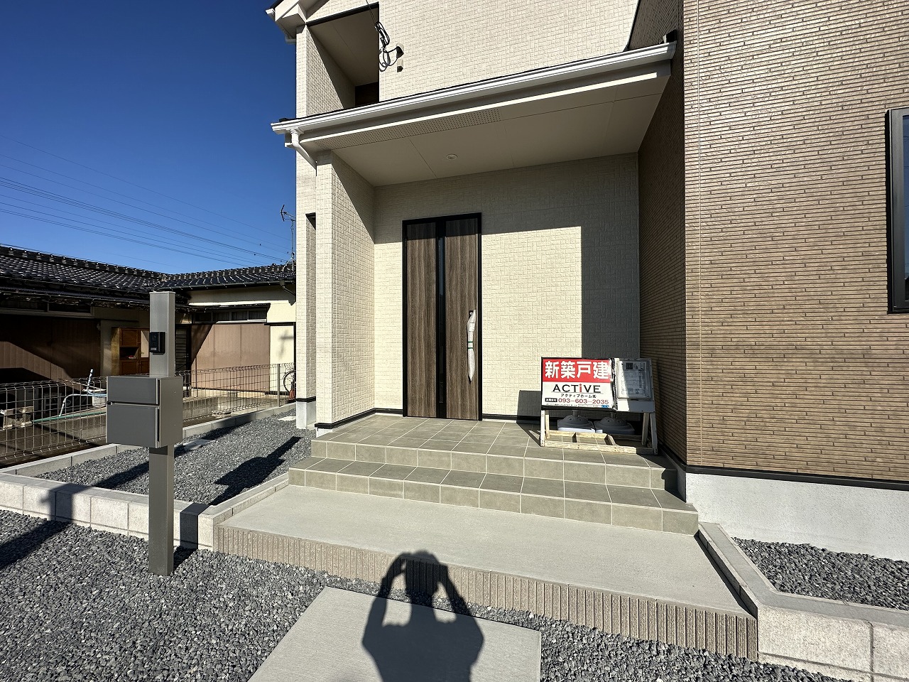 玄関ポーチ