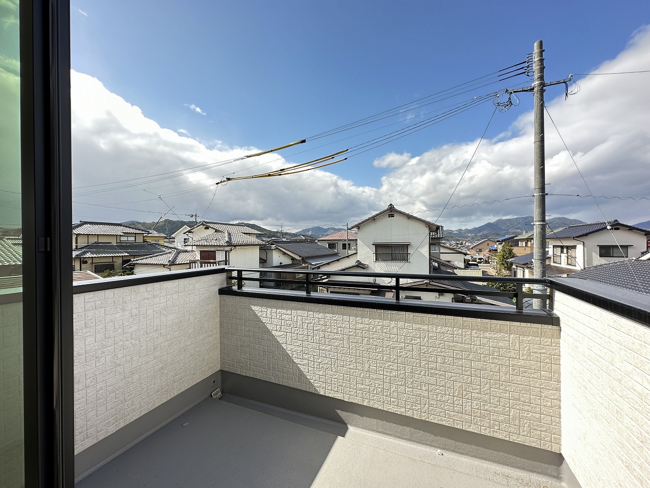 西側バルコニー
