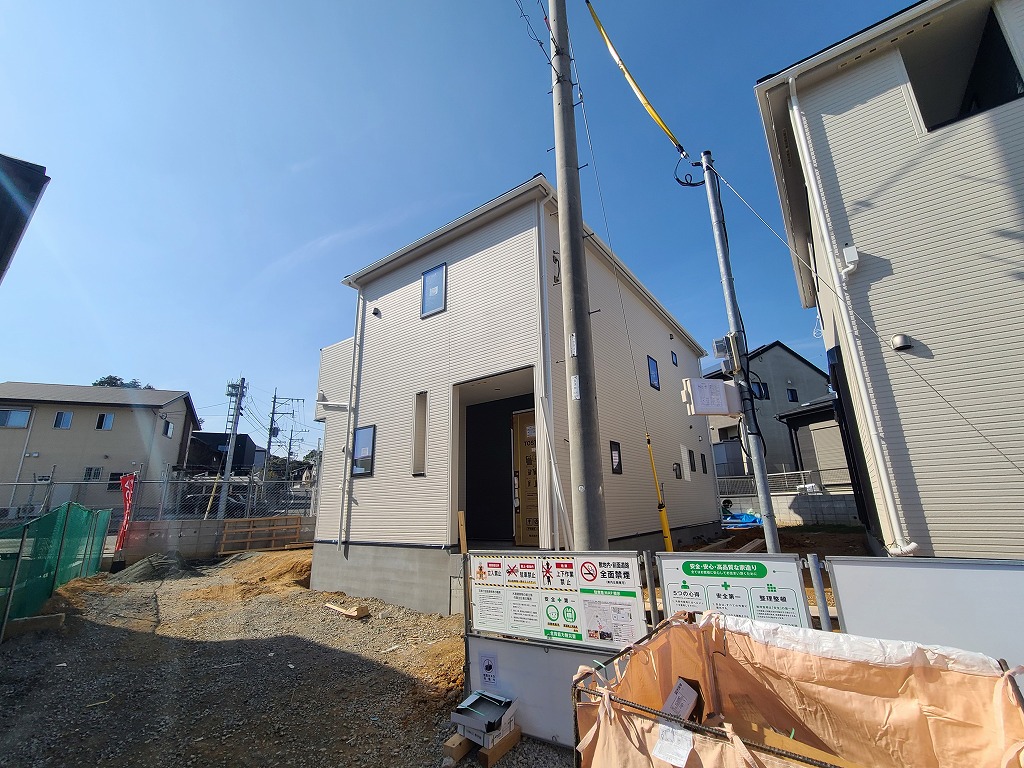 外観（建築中）
