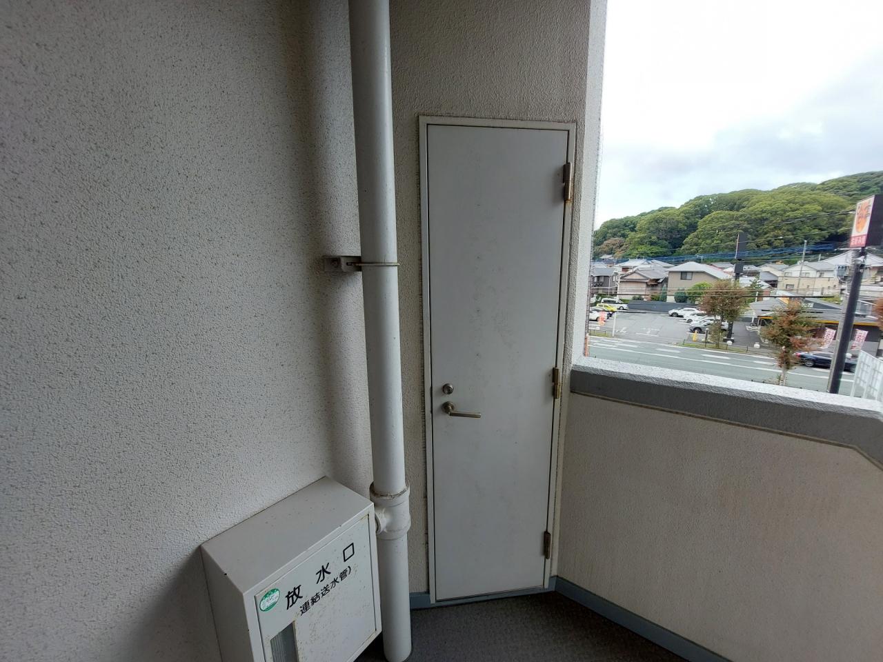 サービスヤード