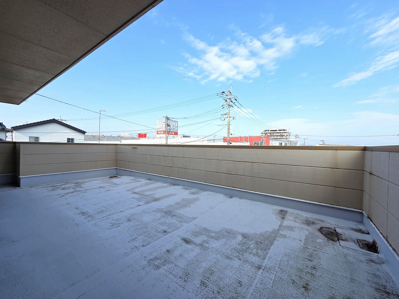 ルーフバルコニー