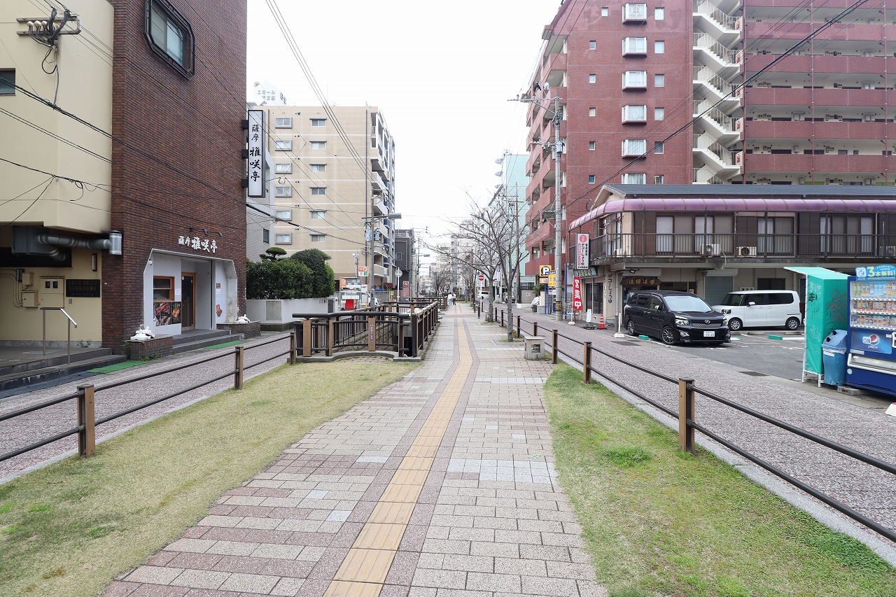 清滝川通り